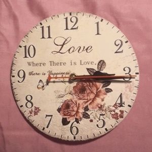 NWOT 12-Inch Clock, with Roses and a European Rustic, Country Style.